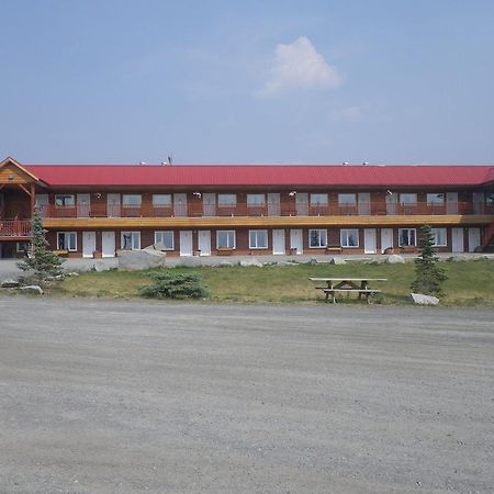 Alcan Motor Inn Haines Junction Eksteriør bilde