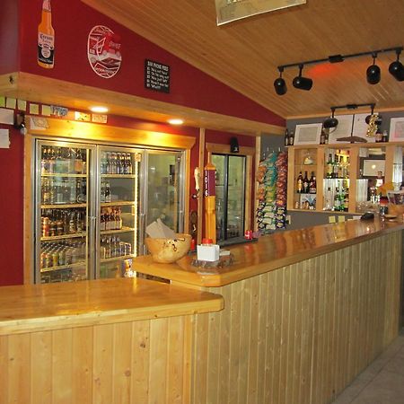 Alcan Motor Inn Haines Junction Eksteriør bilde